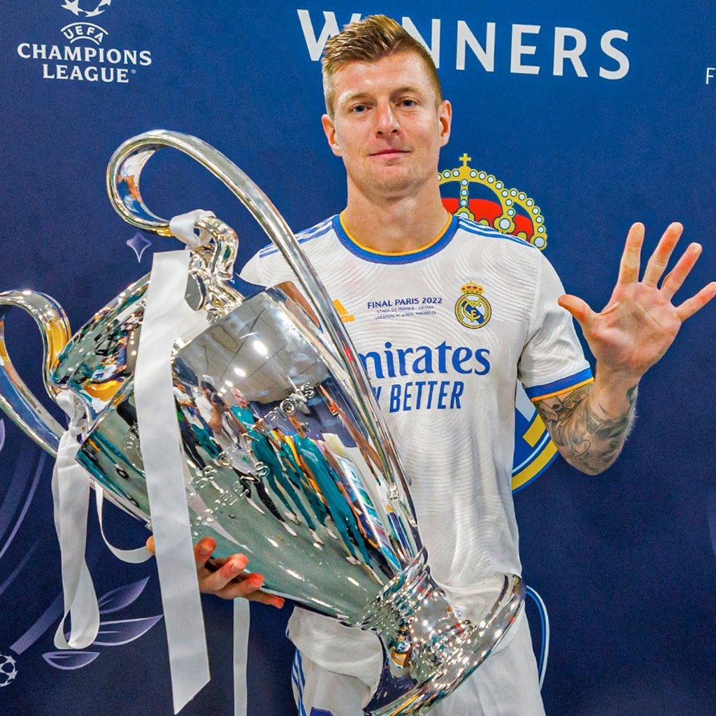 Real Madrid 2021/22 Home
