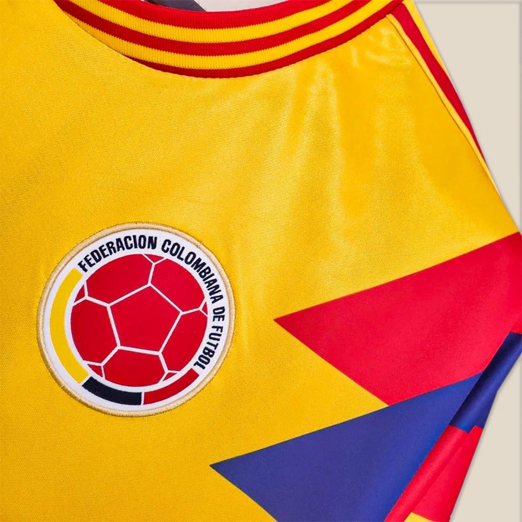 Colombia 1990 Home