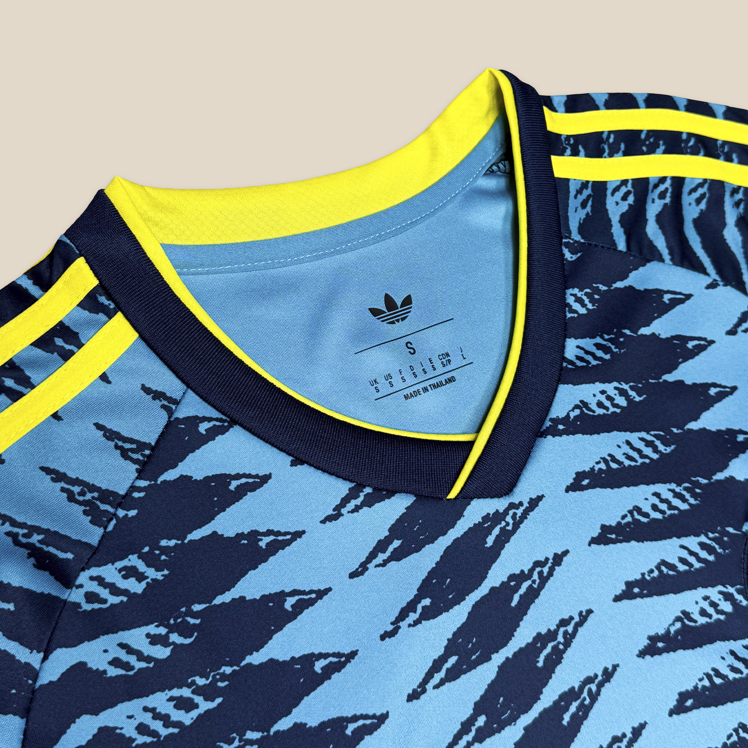 Colombia 2026 Away