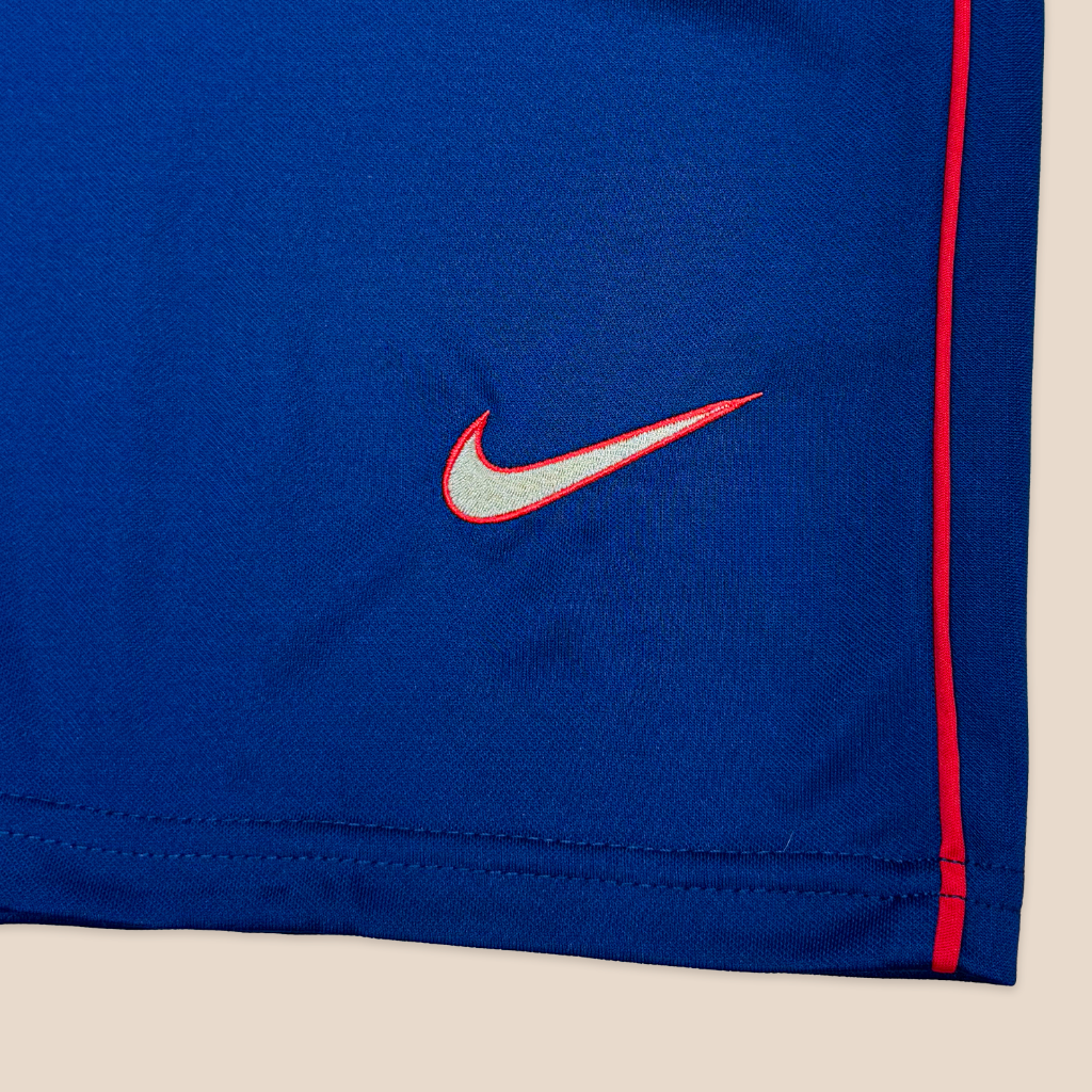 FC Barcelona 1999/00 Home for Kids