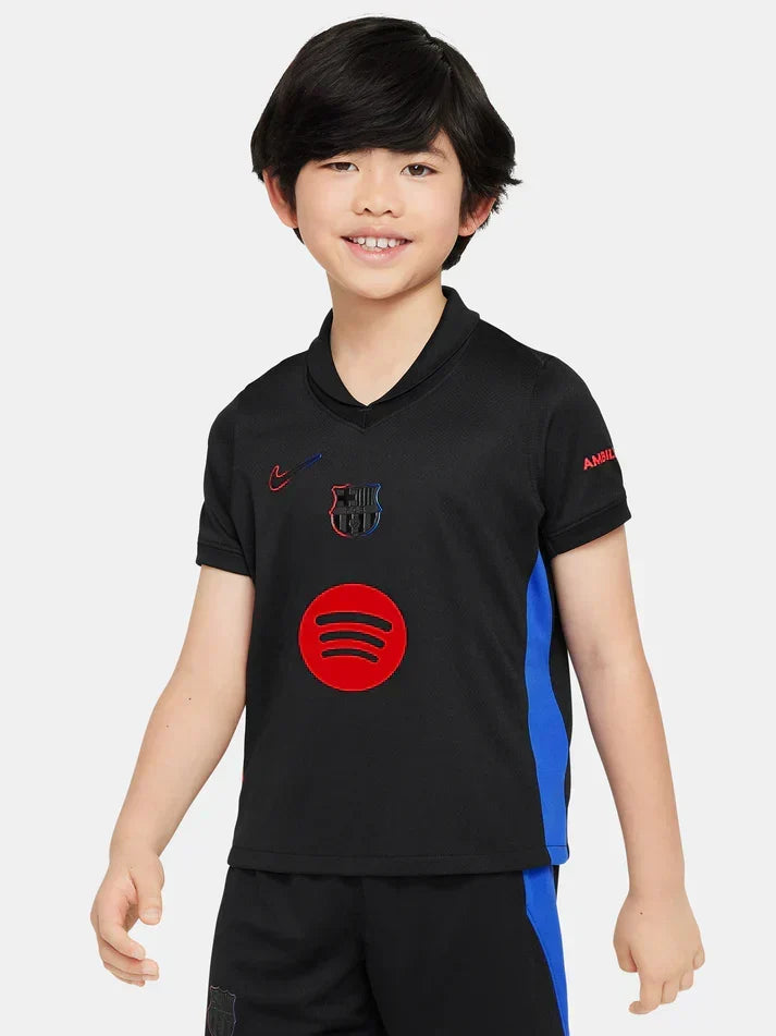 Barcelona 2024/25 Kids Away