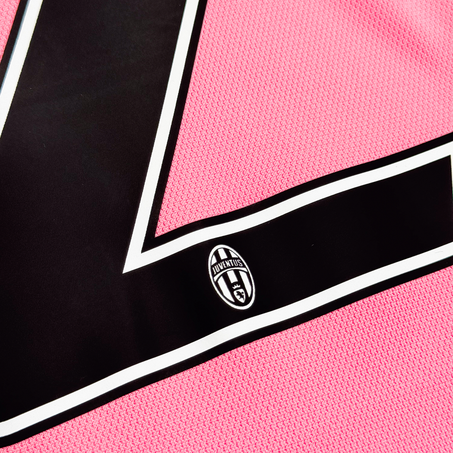 Juventus 2015/16 Away