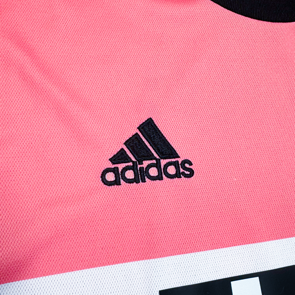 Juventus 2015/16 Away