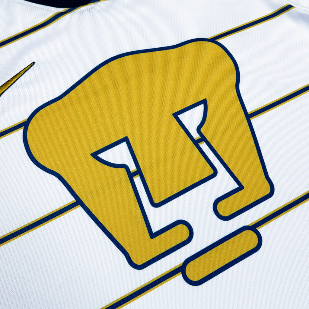 Pumas UNAM 1997/98 Away