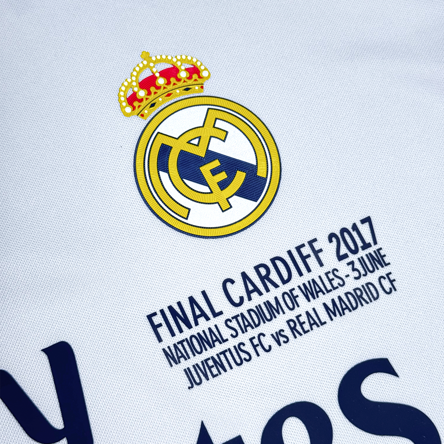 Real Madrid 2016/17 Home