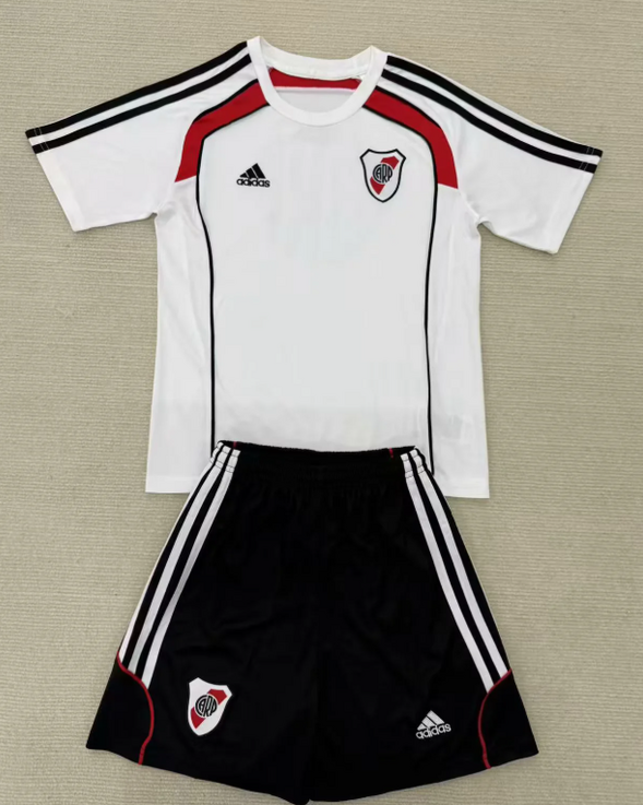 Kids River Plate Training 2025/26
