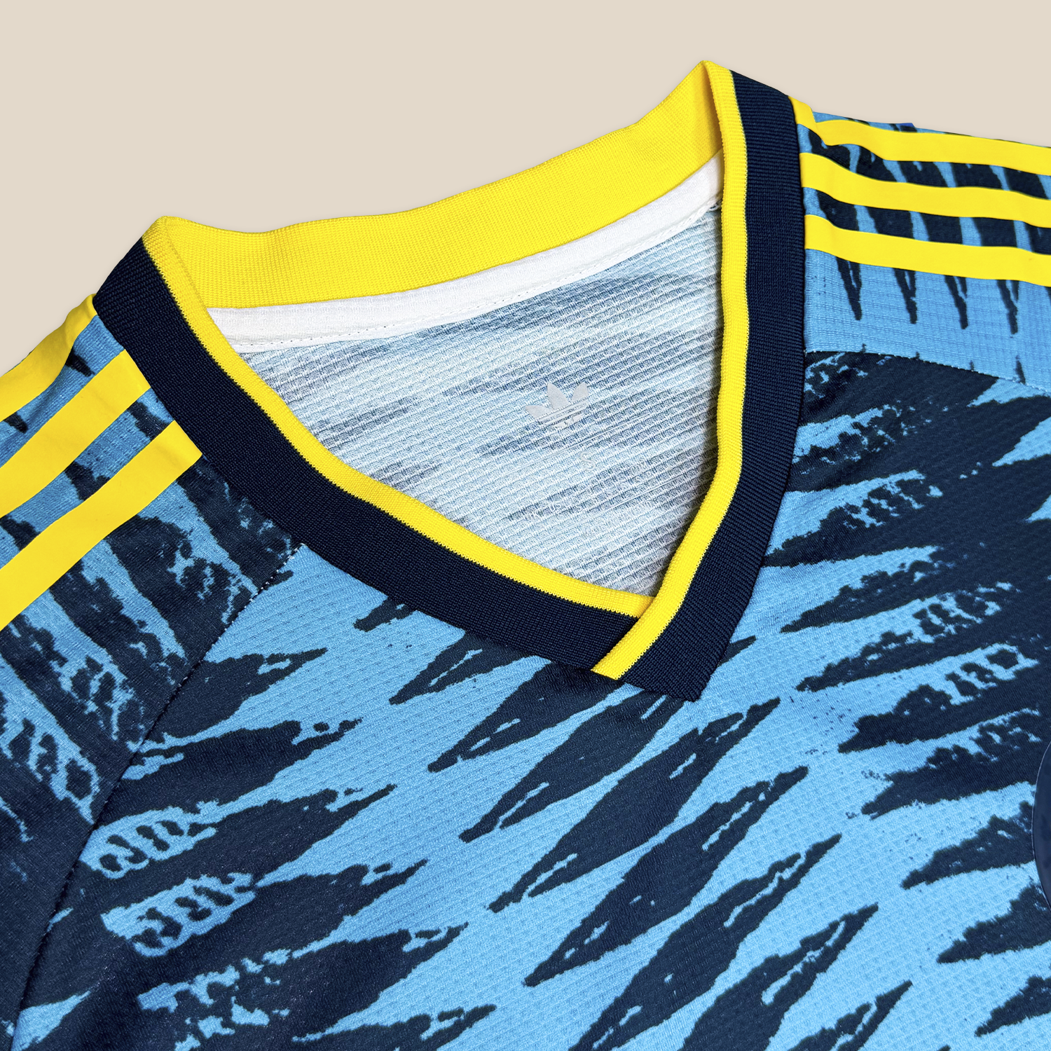 Colombia 2026 Away Player Version