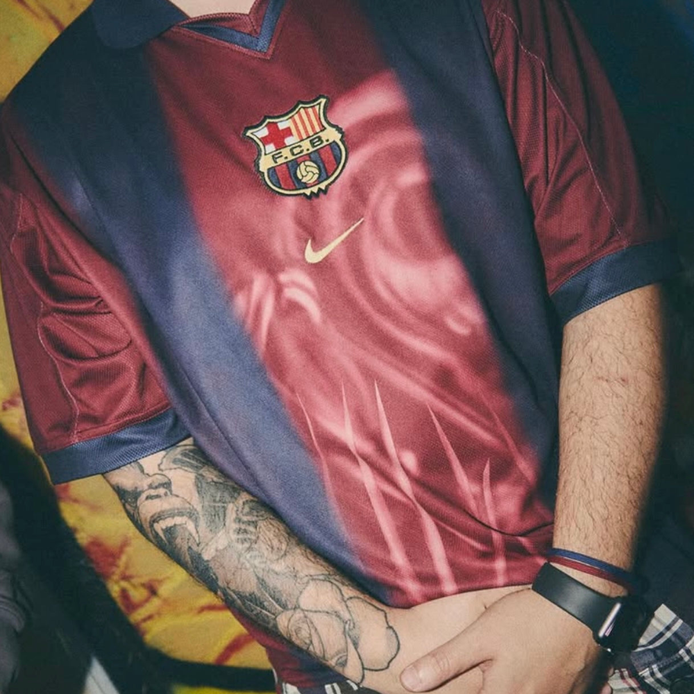 Retro 2000/01 Home Skeleton Jersey