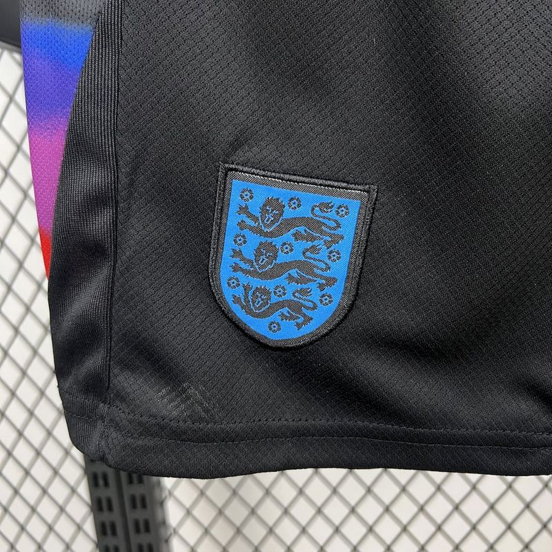 England 2025/26 Kids Away