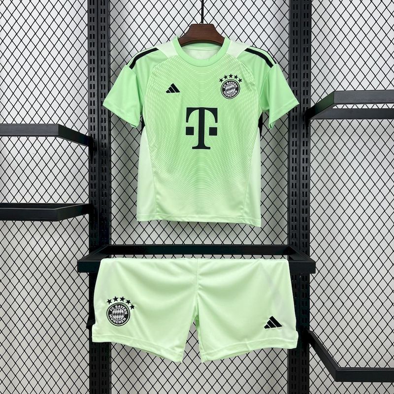 Bayern Munich 2025/26 Kids Goalkeeper