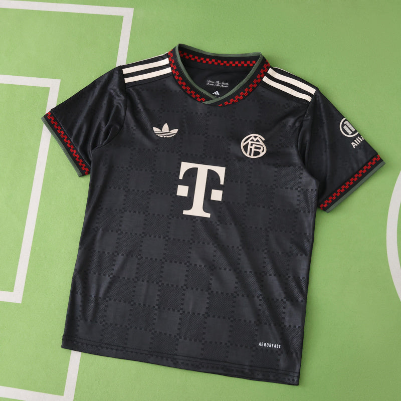 Kids Bayern Munich Champions League 2025/26