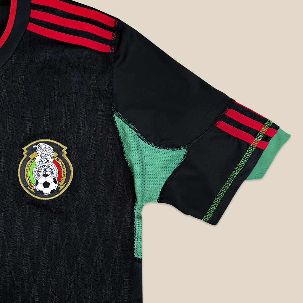 Mexico 2010 Away
